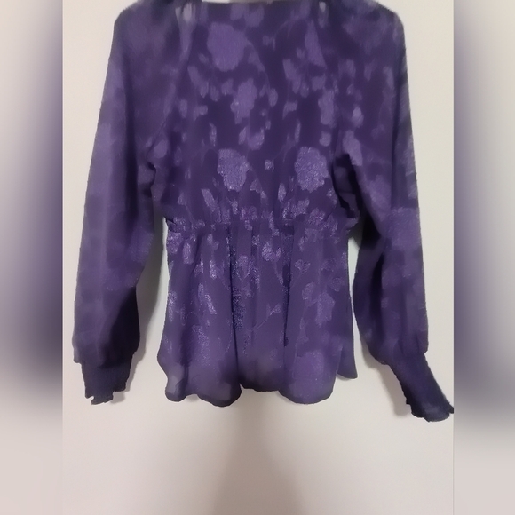 Francesca's Purple Floral Blouse / Size Small - Picture 2 of 7